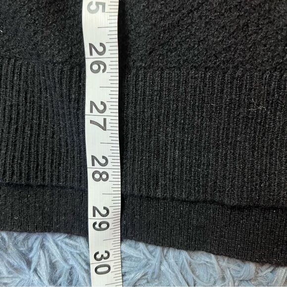 Lord & Taylor Black Textured Cashmere Sweater Size 1X - Picture 4 of 5